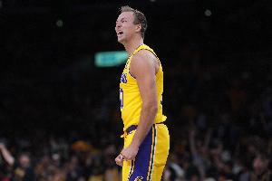 霍里：肯纳德值得最多的赞美  他低调地成为了这支球队的核心