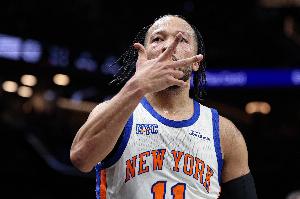 布伦森：末节我的决策出现了问题 领先时我们必须打得更稳更好