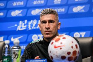 蒙哥马利：过去三四周我们境遇很困难 三分是大家付出拼得的结果