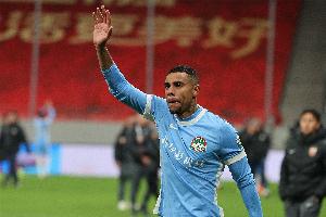 博主：河南队外援古斯塔沃已归队参加合练，随队一同出征青岛